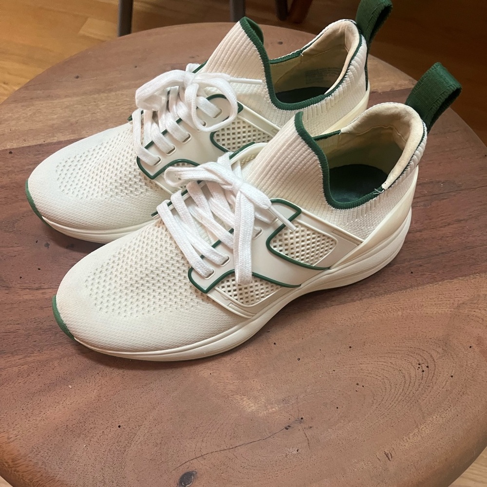 Tory Burch cream and green sneakers. Excellent condition. Size 7.5.